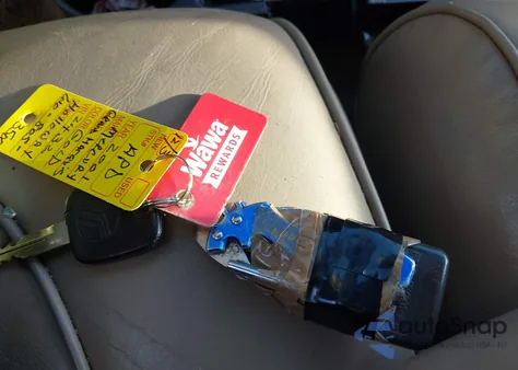 2001 Mercury Grand Marquis Ls from USA, damaged, VIN 2MEFM75W71X642432